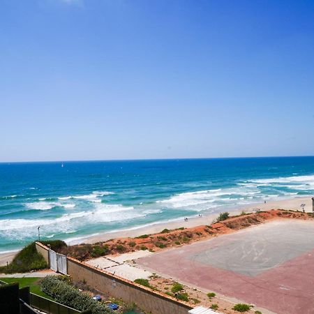 Beachfront Boutique Apartment Herzliya Exterior photo